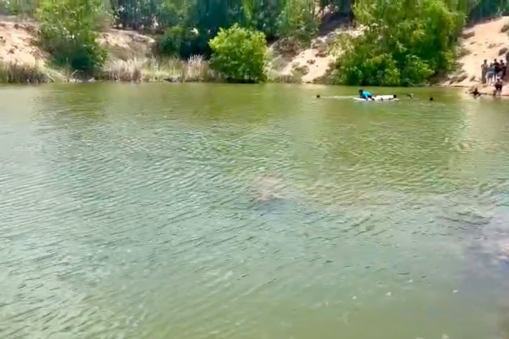 Nam sinh tắm ao chết đuối trong ngày đầu tiên thi vào lớp 10