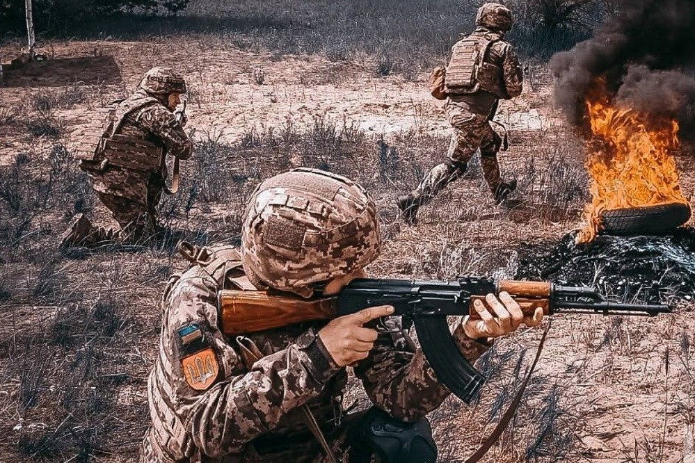 Nghị sĩ Ukraine nói tình thế ở Sumy 'khó khăn', Kiev muốn áp thêm trừng phạt Nga