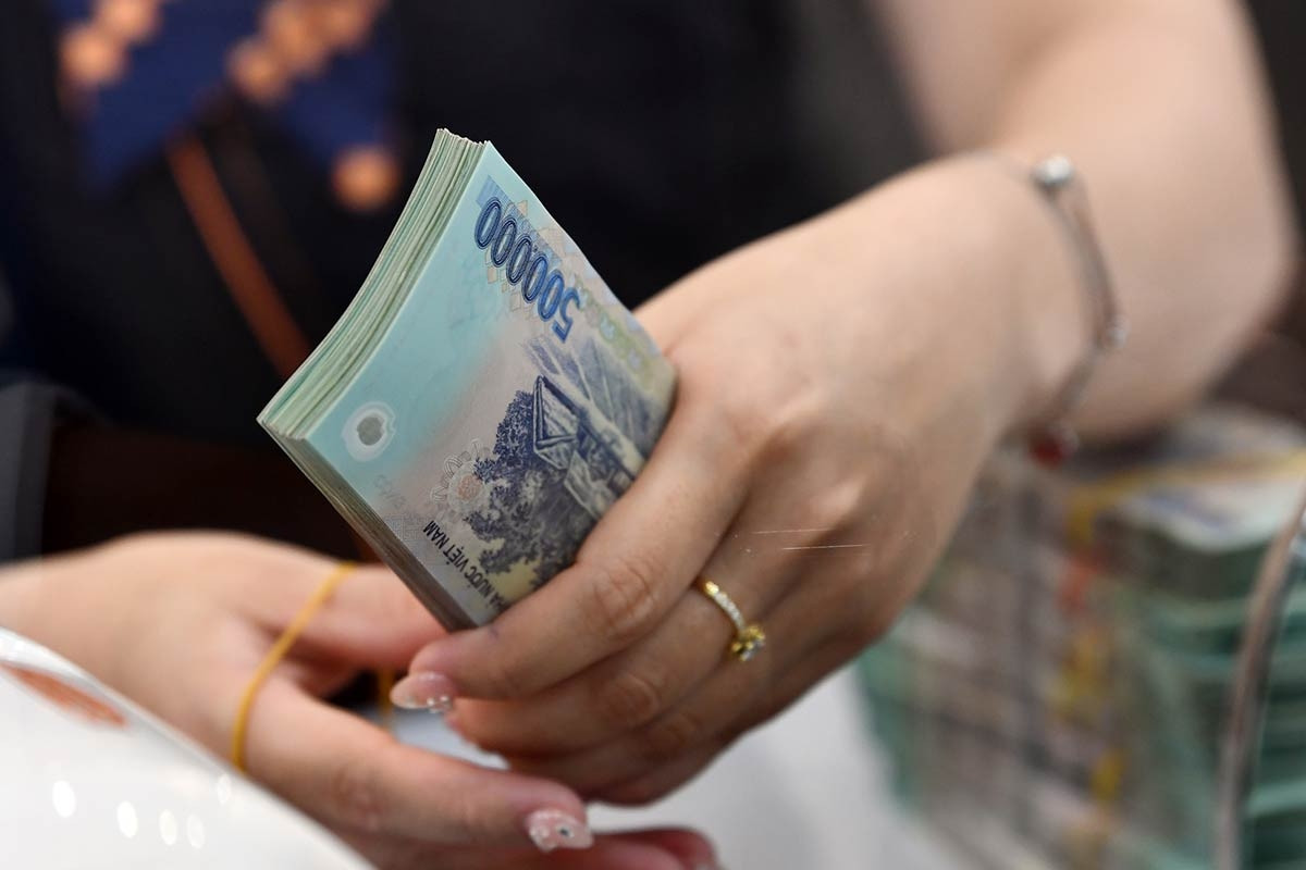 Rộ chuyện chủ shop chỉ nhận tiền mặt, chuyển tiền mập mờ, ngành thuế ra 'tối hậu thư'