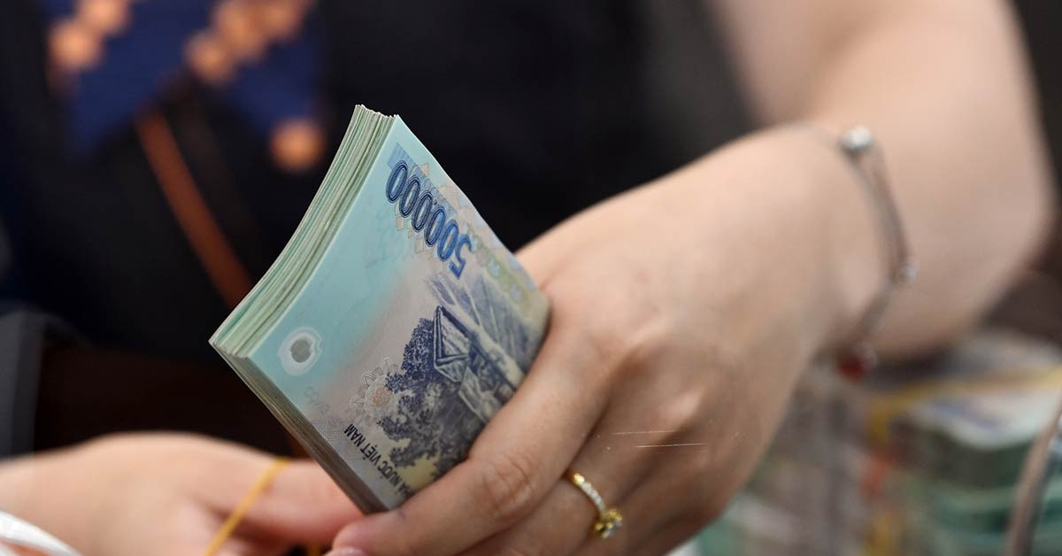 Rộ chuyện chủ shop chỉ nhận tiền mặt, chuyển tiền mập mờ, ngành thuế ra "tối hậu thư"