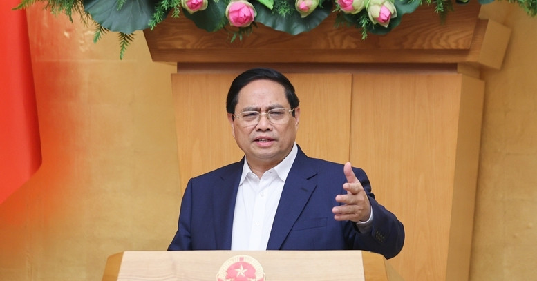 Thủ tướng: Mạnh dạn giao bệnh viện, trường học cho địa phương quản lý