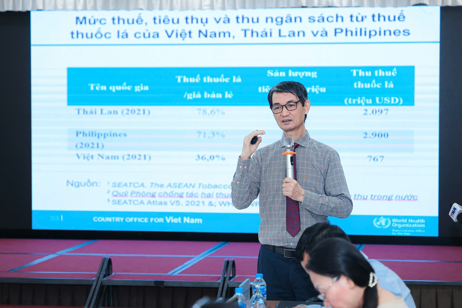 thuoc la.jpg