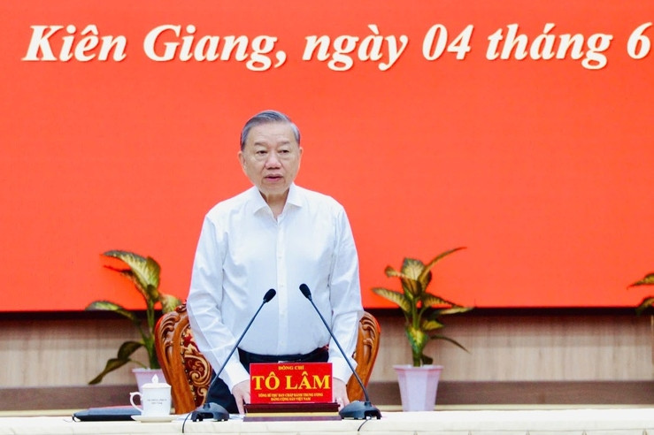 Tổng Bí thư: Không phân biệt 'tỉnh tôi - tỉnh anh' khi nhập An Giang, Kiên Giang