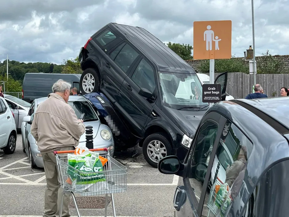 Tong xe sieu thi 4.webp