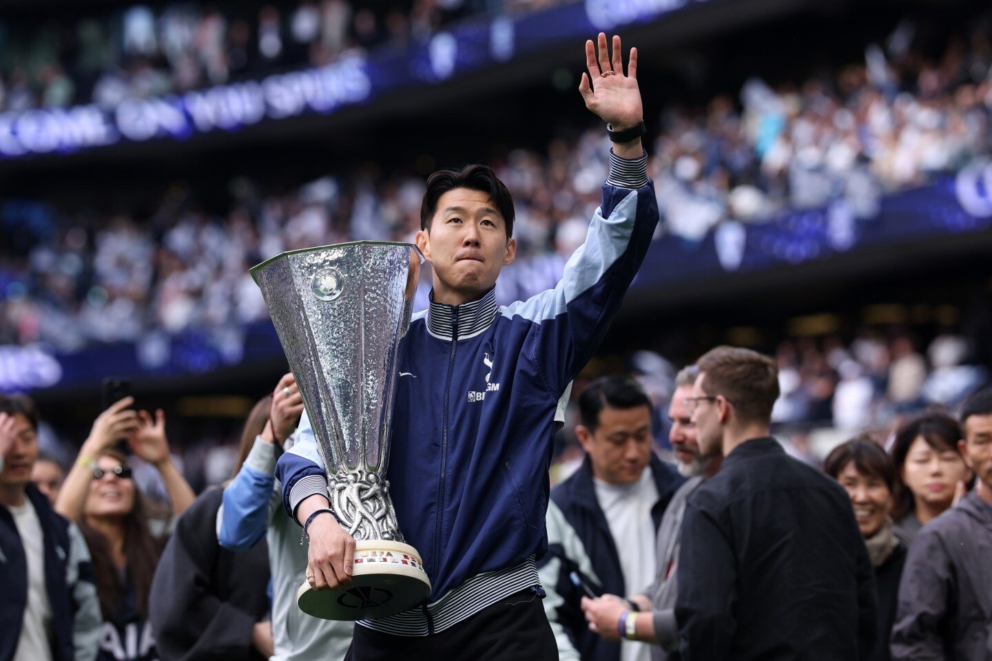 Tottenham thanh lý đội trưởng Son Heung-min
