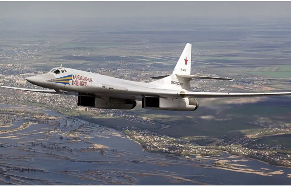 Ukraine xâm nhập mạng máy tính của hãng sản xuất máy bay ném bom Nga