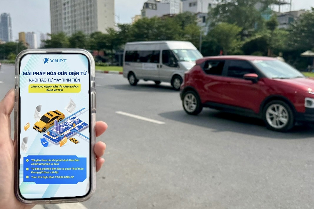 Từ 1/6/2025, taxi phải lập hóa đơn điện tử ngay khi kết thúc chuyến đi