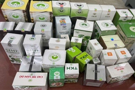 Bản tin cuối ngày 5/6: 12 loại thực phẩm chức năng giả của giám đốc bị khởi tố