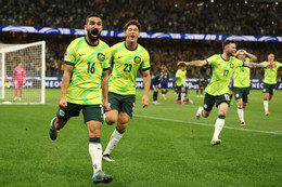 Australia bất ngờ hạ Nhật Bản, mở toang cánh cửa đến World Cup 2026