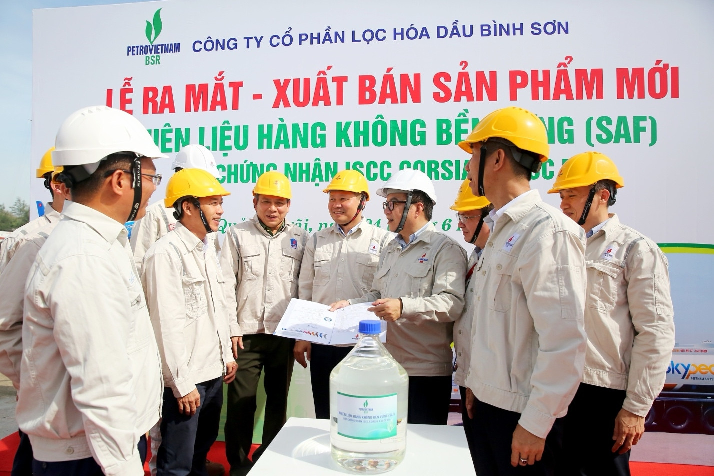 BSR xuất bán lô sản phẩm nhiên liệu hàng không bền vững