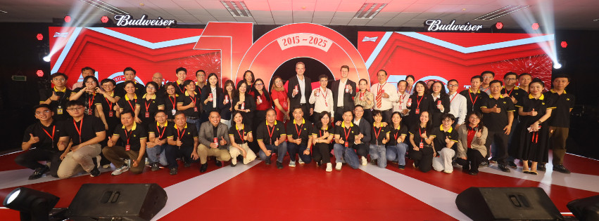 Copy of HINH TAP THE NHA MAY CROP.jpg