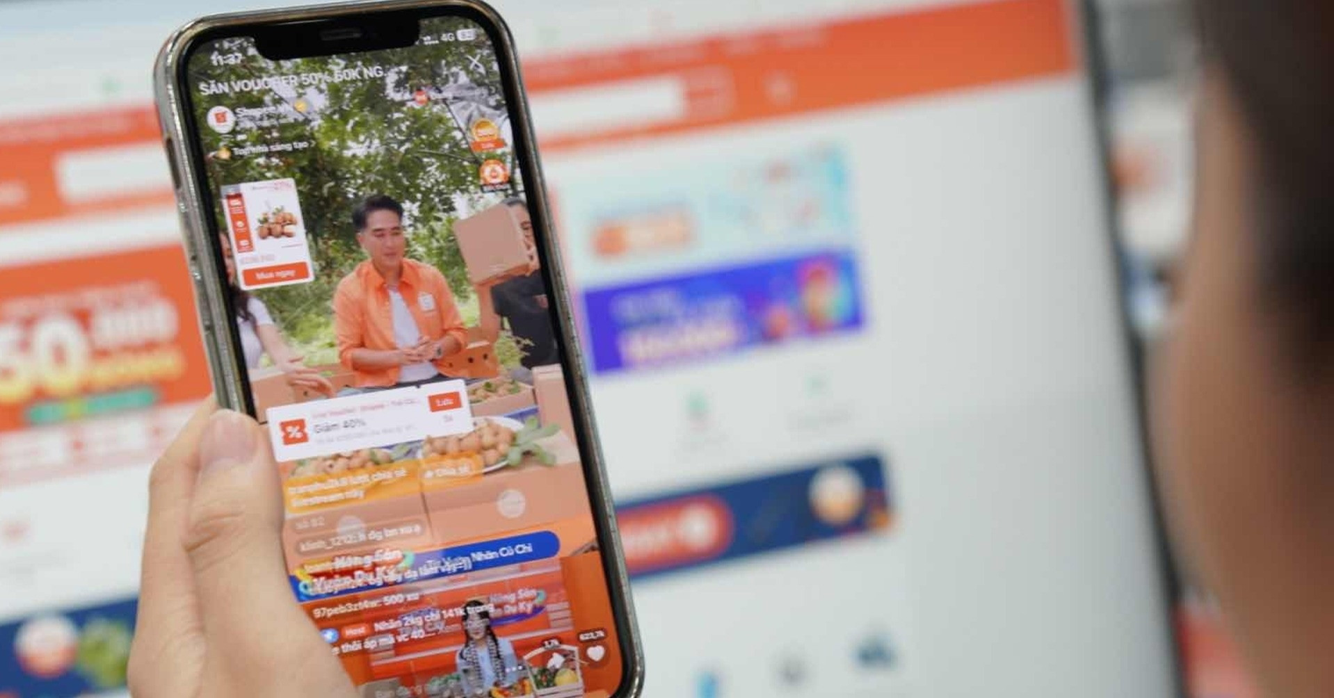 "Thanh niên khởi nghiệp cần sớm tiếp cận các hình thức thương mại điện tử"