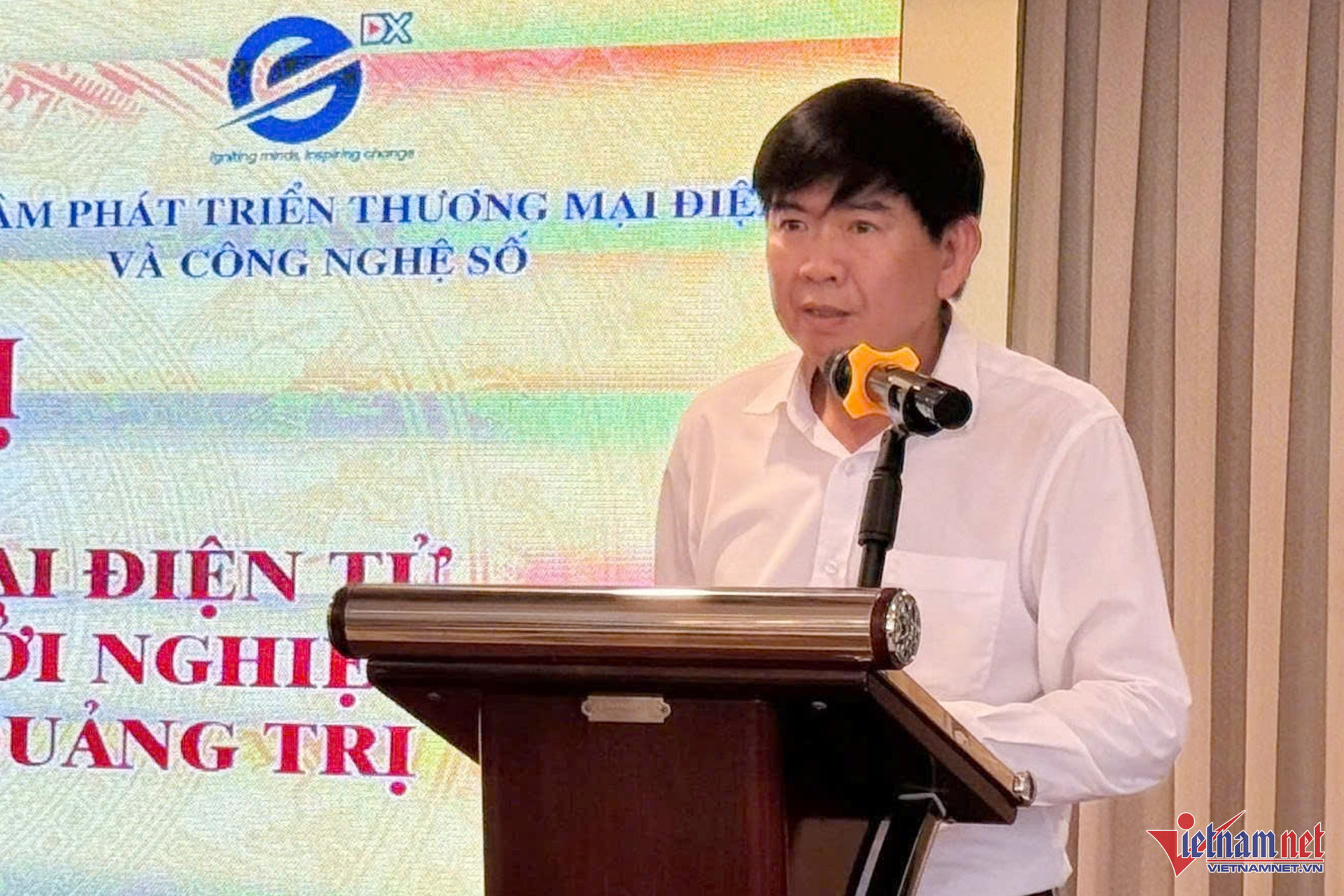 'Thanh niên khởi nghiệp cần sớm tiếp cận các hình thức thương mại điện tử' 1 W-thuong mai dien tu 1.jpg