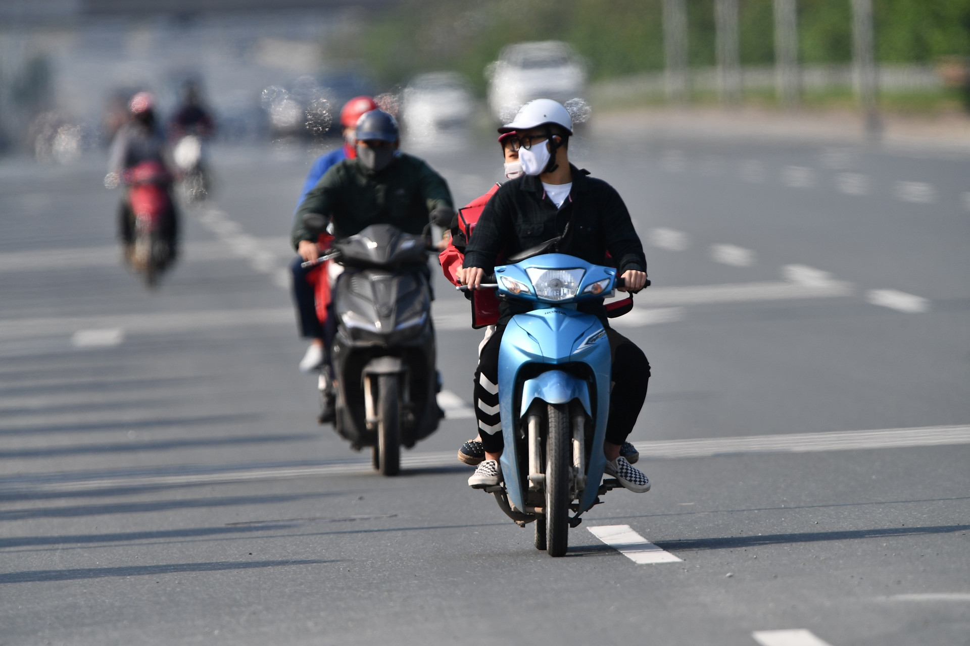 Dự báo thời tiết ngày mai 7/6/2025: Hà Nội nắng nóng đến 36 độ, TPHCM mưa giông