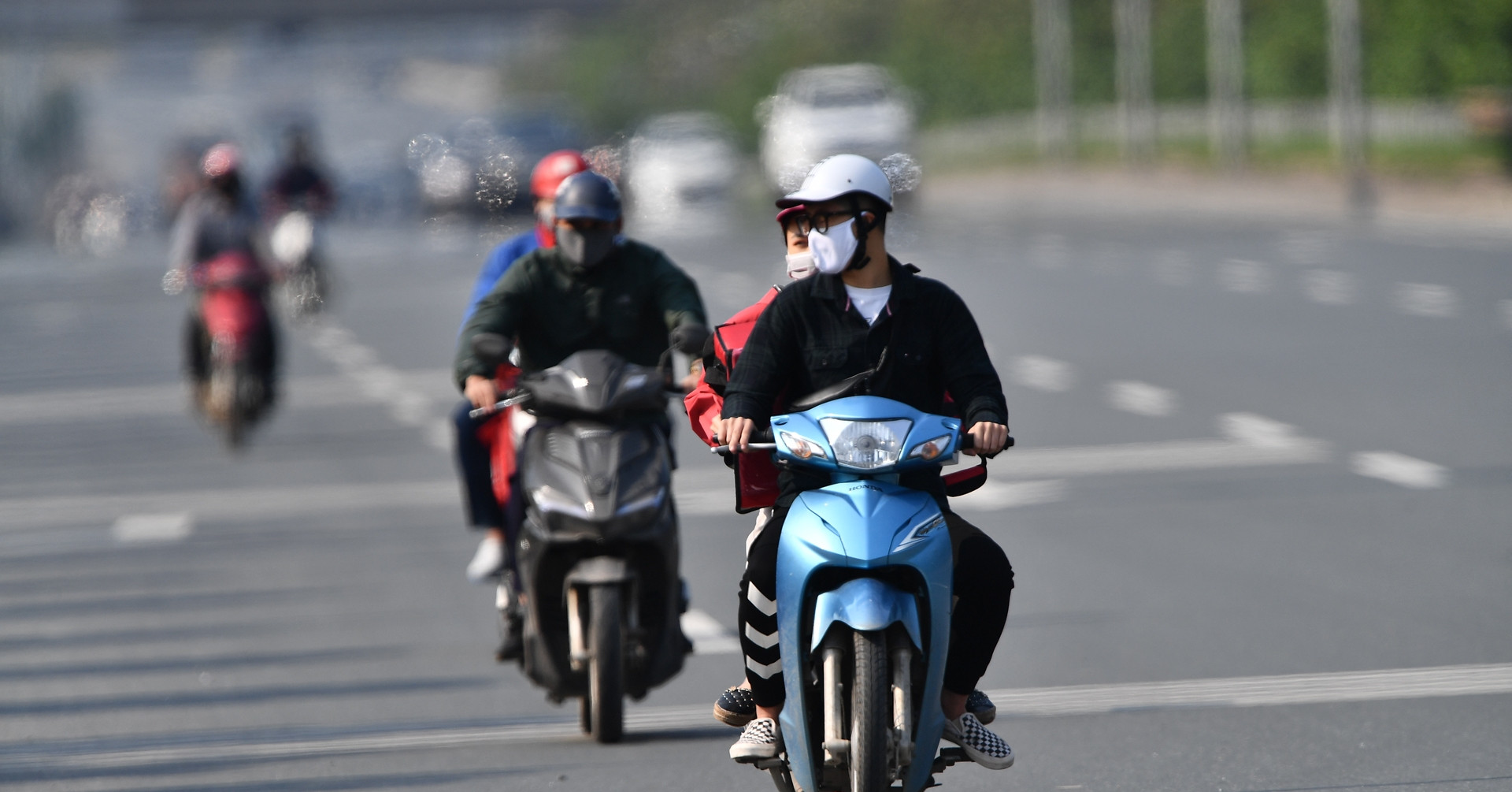Dự báo thời tiết 7/6/2025: Hà Nội nắng nóng đến 36 độ, TPHCM mưa giông