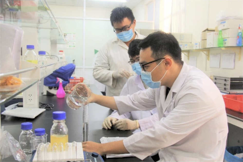 21 tiến sĩ học nước ngoài đổ về nước, có người ở trường top 10 thế giới