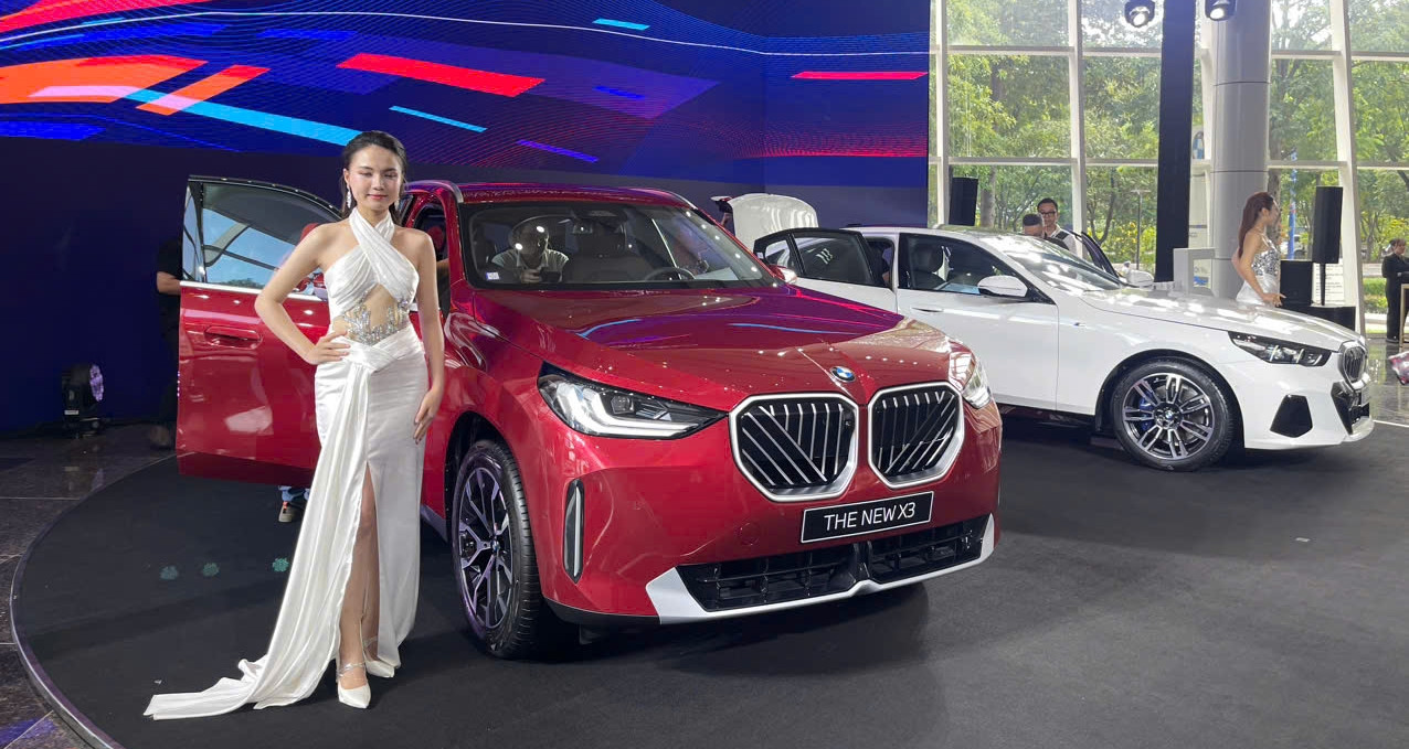 Bộ đôi xe sang SUV và sedan của BMW được làm mới, giá bán tăng lên trên 2,2 tỷ