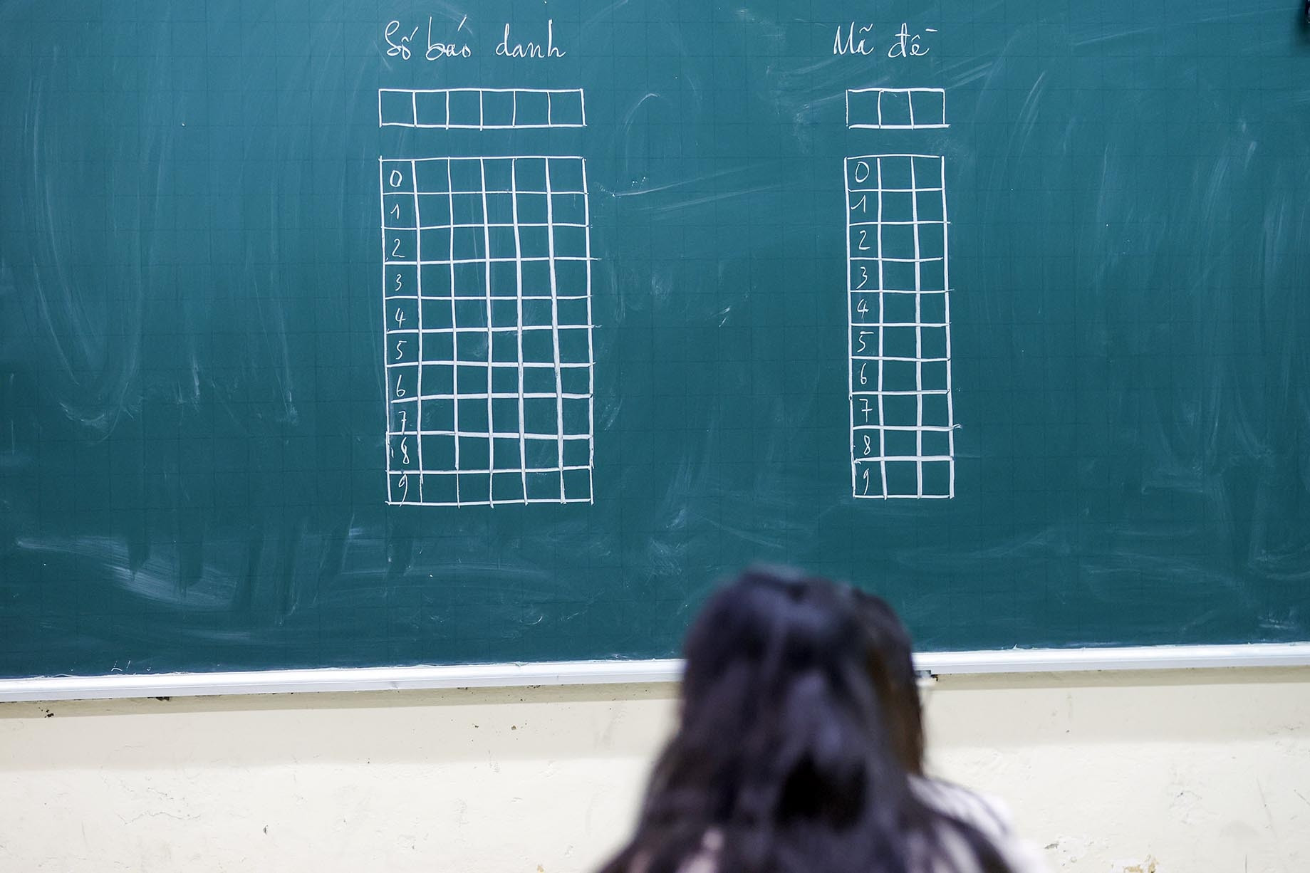 Gần 500 thí sinh bỏ làm thủ tục dự thi lớp 10 Hà Nội năm 2025