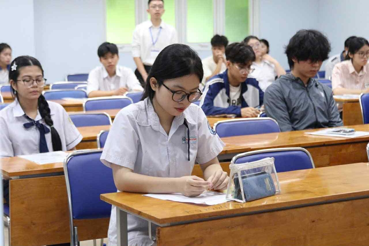 Không cộng điểm cho thí sinh mất oan 30 phút làm bài để xét tuyển đại học