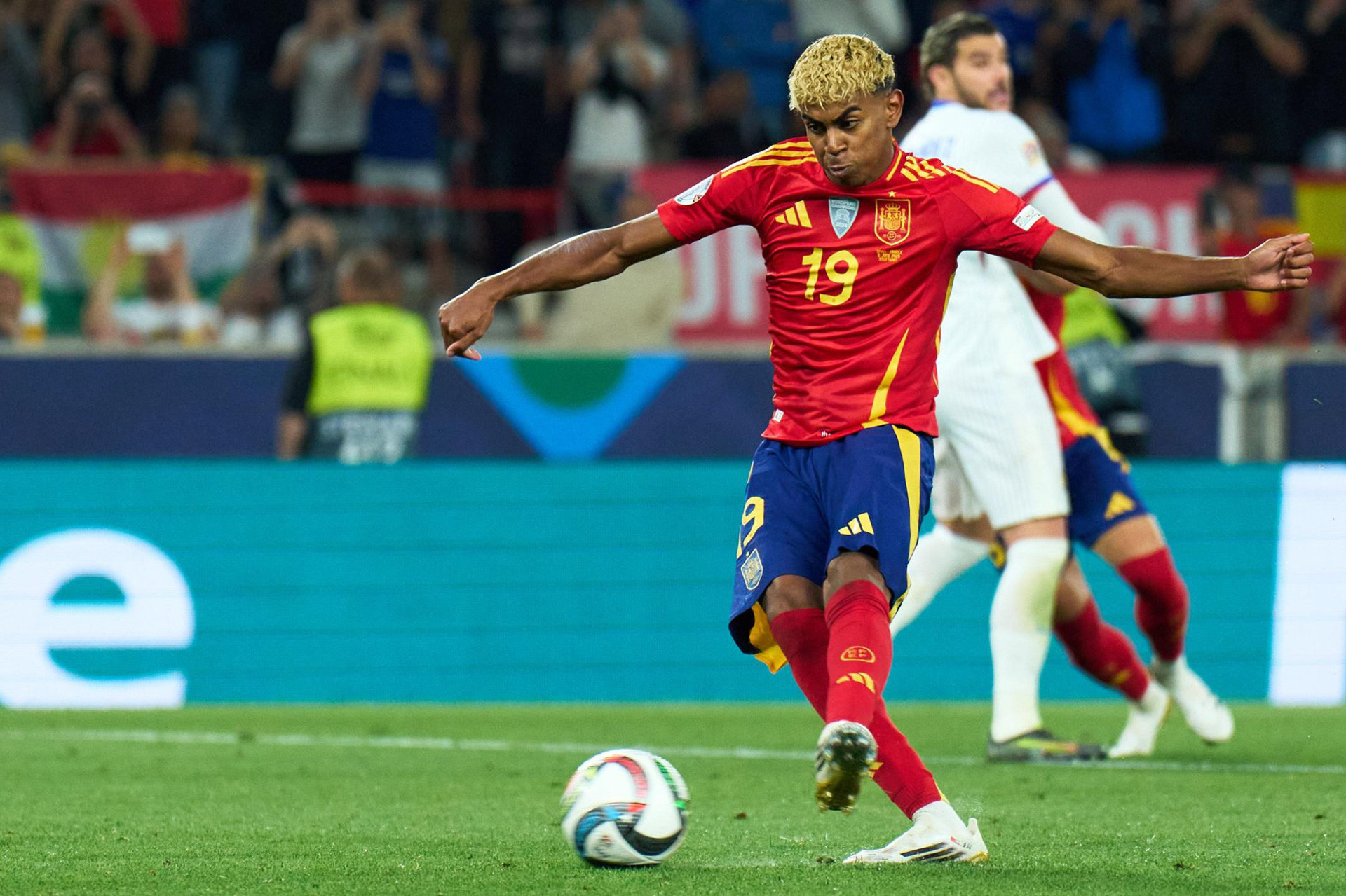 SE Futbol- Lamine Yamal penalty.jpg