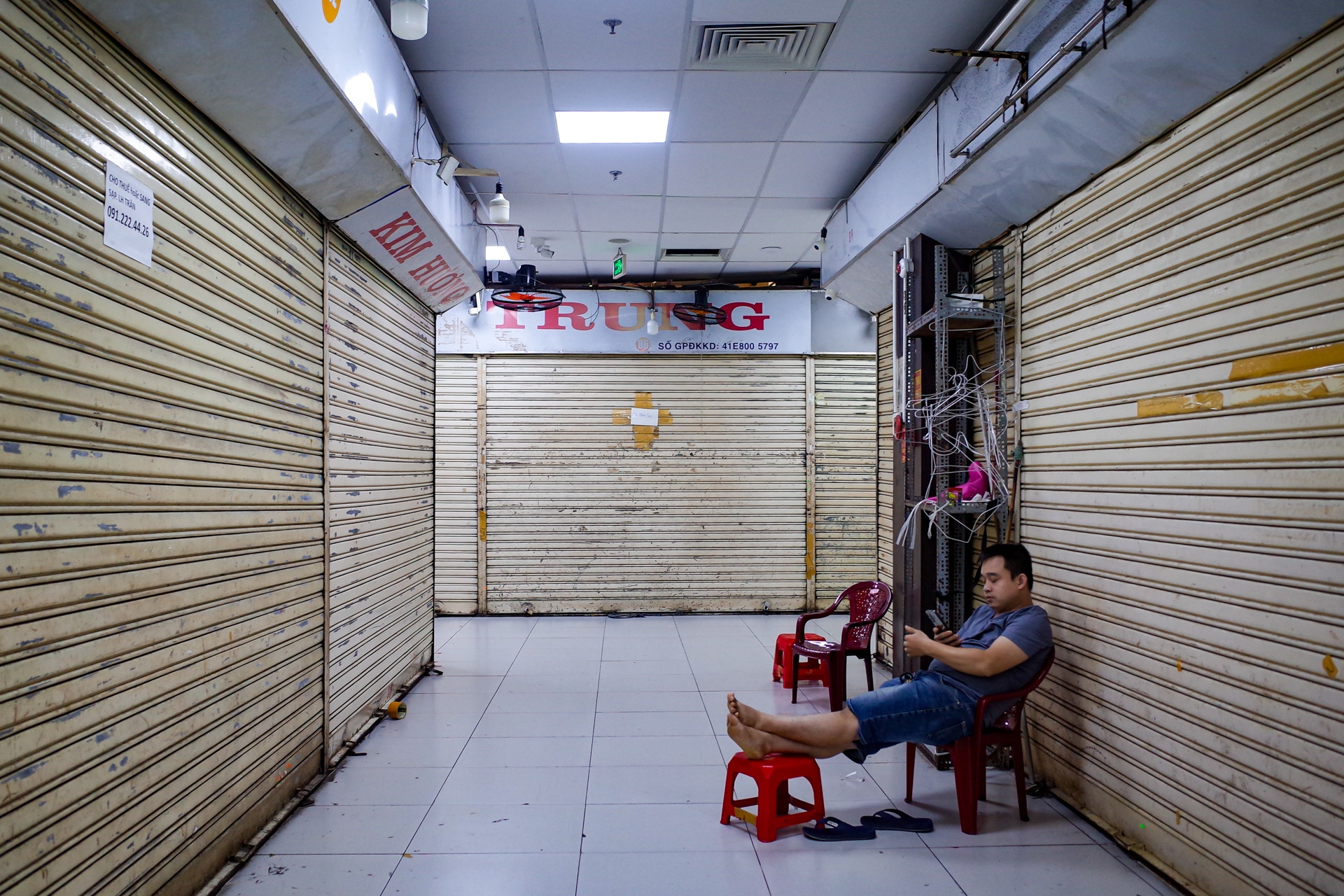 Tiểu thương TPHCM buôn bán 'cầm hơi': Mức thuế 1,5% tính trên doanh thu là rất cao, đang gồng lỗ