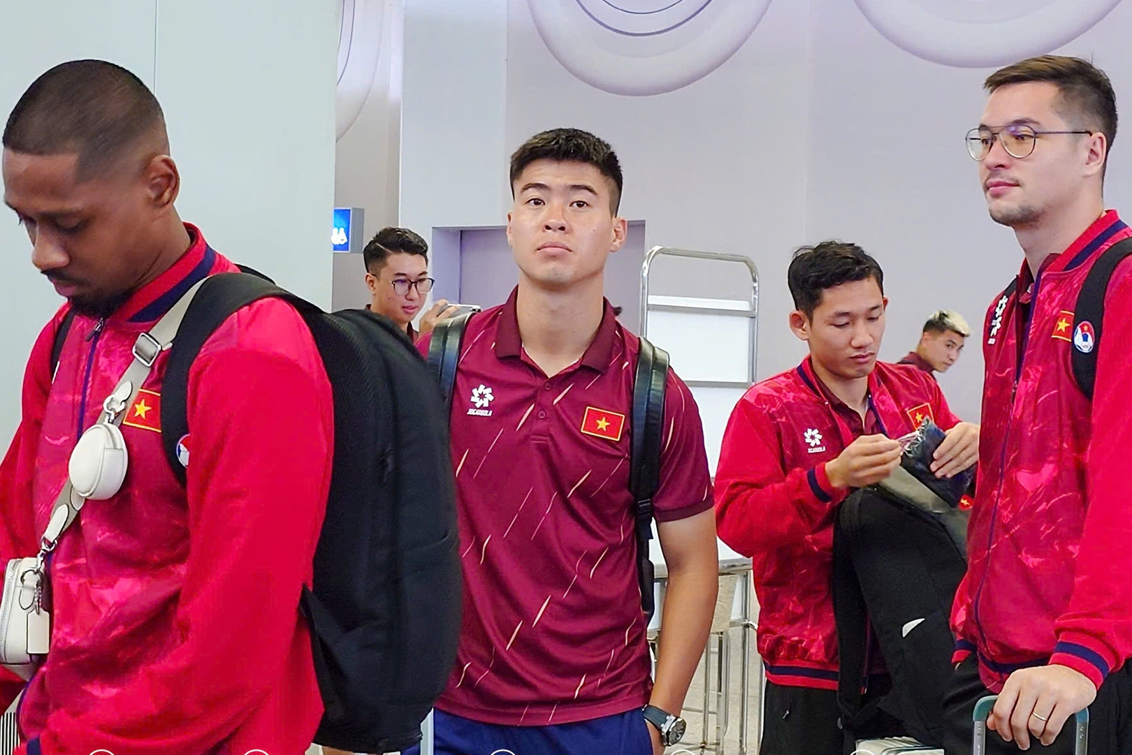 Tuyển Việt Nam đi Malaysia, Duy Mạnh tuyên bố bất ngờ