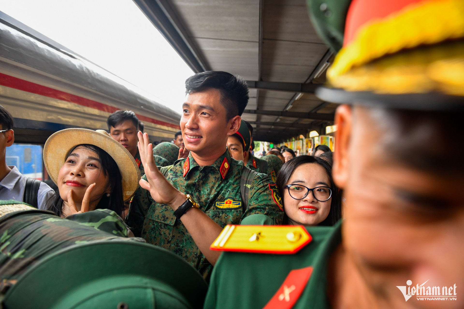 W-hoàng hiệp.jpeg