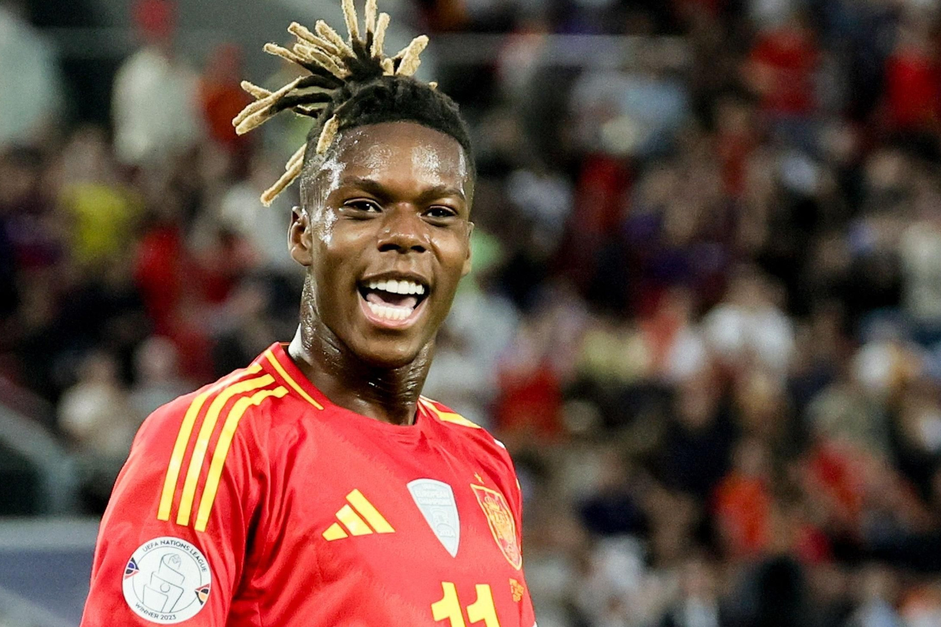 Chelsea lao vào giành Nico Williams với Arsenal