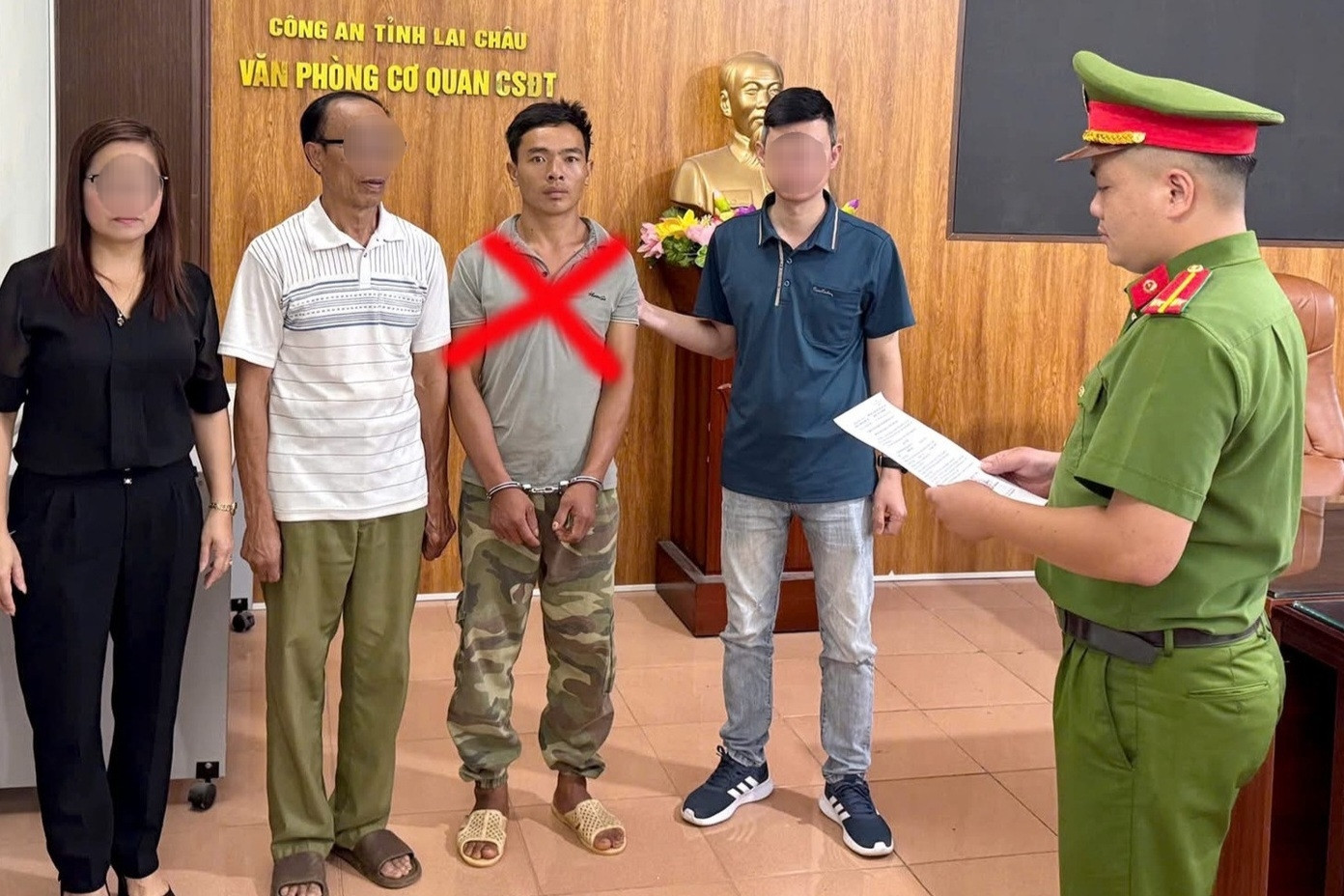 Con trai đánh bố dượng tử vong sau màn tranh cãi trên bàn nhậu
