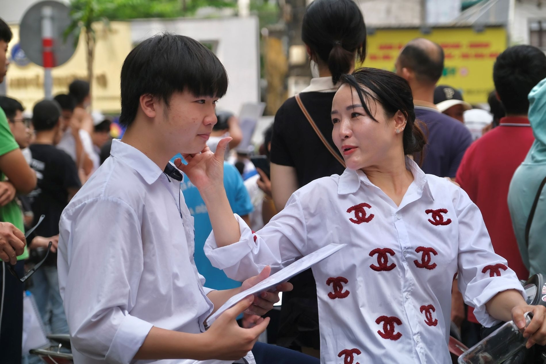 Đề thi môn Tiếng Anh tuyển sinh vào lớp 10 tại Hà Nội năm 2025 - Mã đề 022: