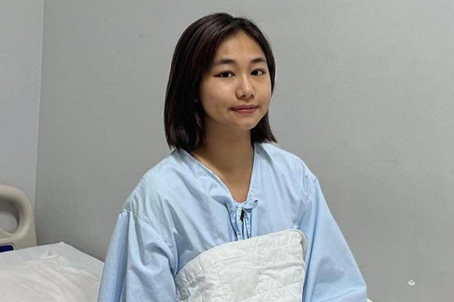 Diễn viên Ngân Hòa đăng ảnh ở bệnh viện và thông báo ngưng nhận tiền quyên góp
