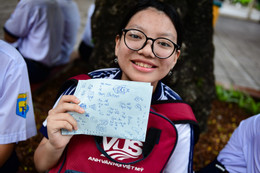 Thí sinh thi lớp 10 TPHCM tự tin: 'Em lấy 9 điểm Toán thôi'