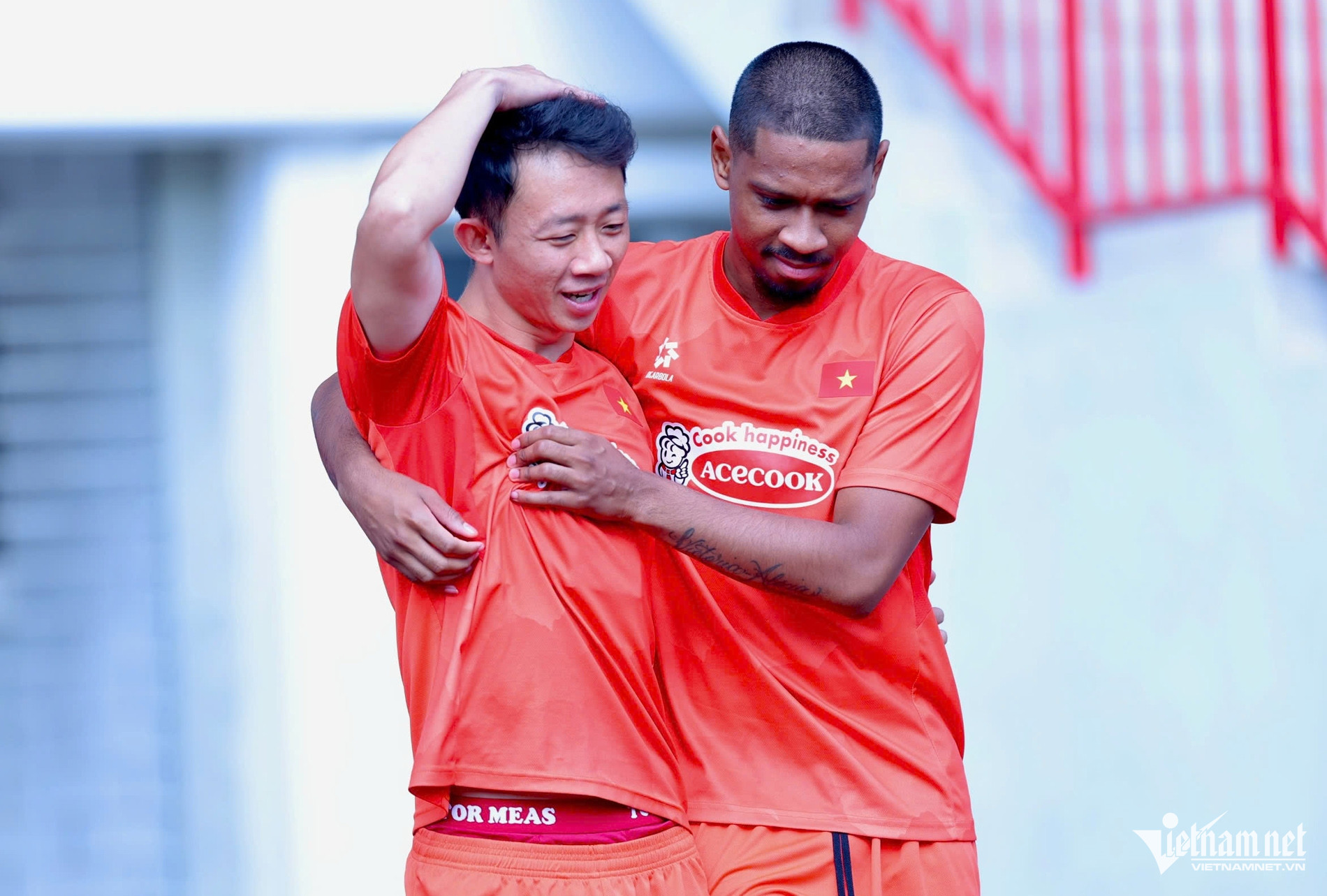 W-tuyen viet nam 11.jpg