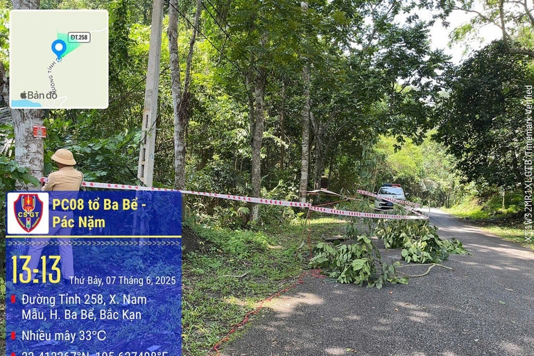 Xuất hiện thêm 'hố tử thần' trên đường vào khu du lịch ở Bắc Kạn