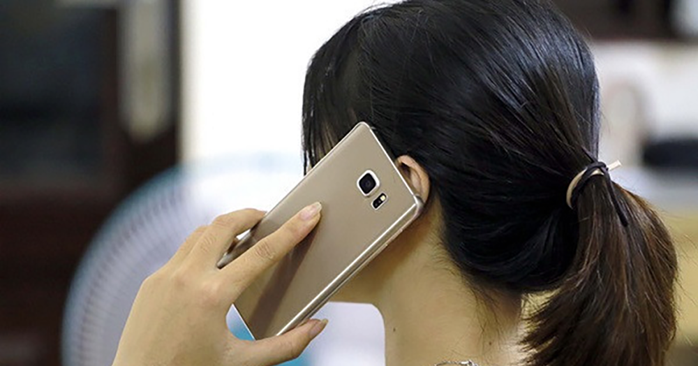 Cảnh sát hình sự chỉ cách nghe điện thoại "vô h...