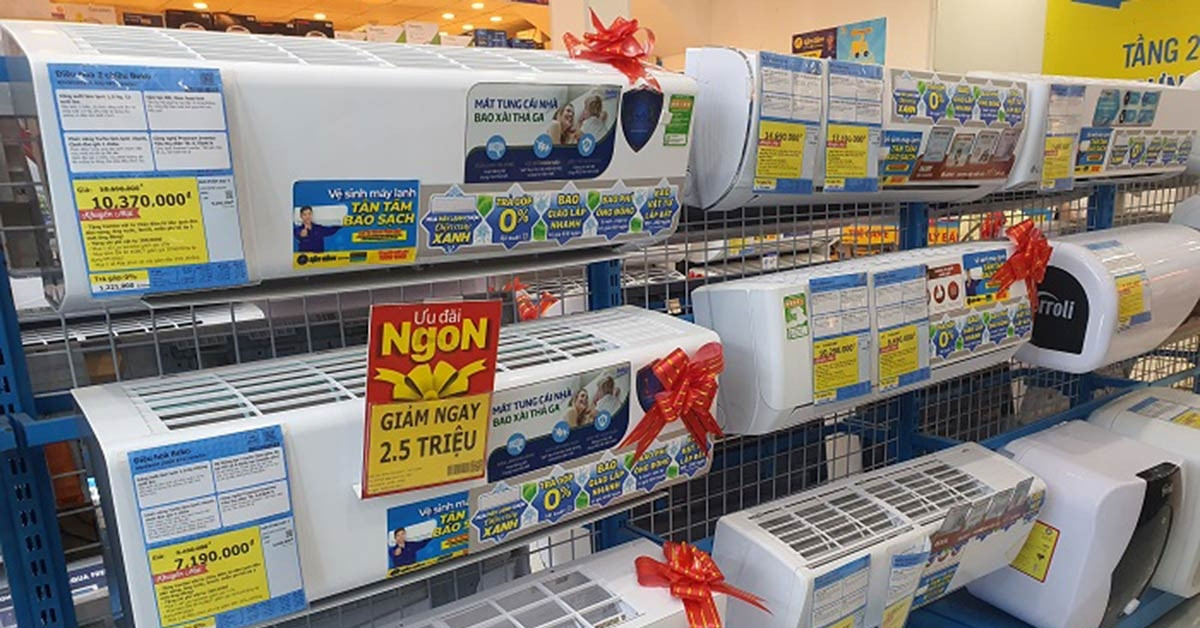 Giá điều hòa lao dốc kịch sàn, iPhone Pro Max cũ rẻ chưa từng có