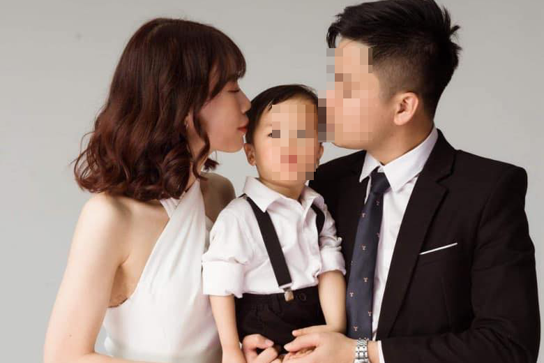 Món quà tái sinh bà mẹ trẻ từ người đàn ông xa lạ