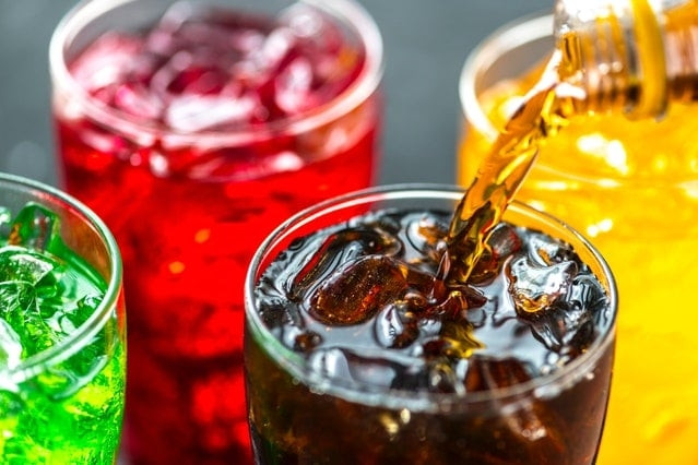 Người phụ nữ tổn thương gan nghiêm trọng do hằng ngày uống loại nước thịnh hành