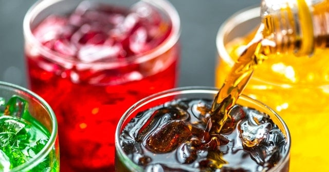 Người phụ nữ tổn thương gan nghiêm trọng do hằng ngày uống loại nước thịnh hành