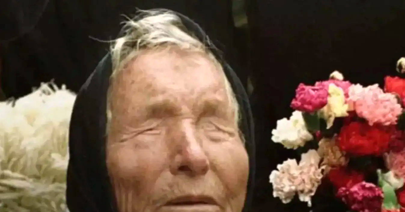 Những tiên tri rợn người của Baba Vanga từ 2025 - 5079: Tái sinh và ngày tận thế