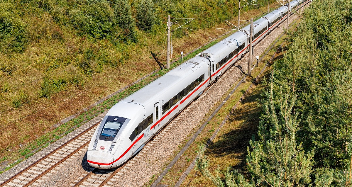 Thêm "đại gia" muốn làm đường sắt tốc độ cao 100 tỷ USD, miễn phí vé 6 tháng và không cần đặc quyền