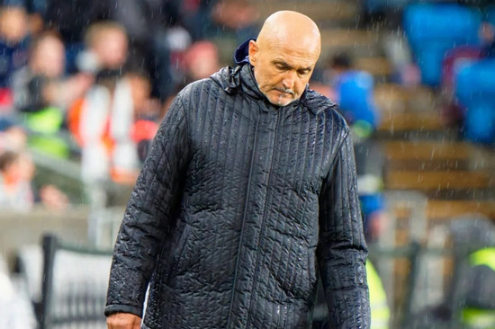 Tuyển Italia lo lại lỡ World Cup, lập tức sa thải HLV Spalletti