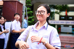 W-thi vào 10 Nguyễn Huế_.jpg