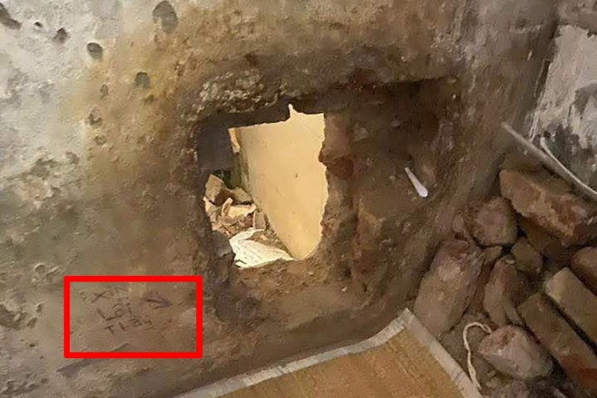 Hai phạm nhân ở Hà Nội khoét tường bỏ trốn, phát hiện dòng chữ tại hiện trường