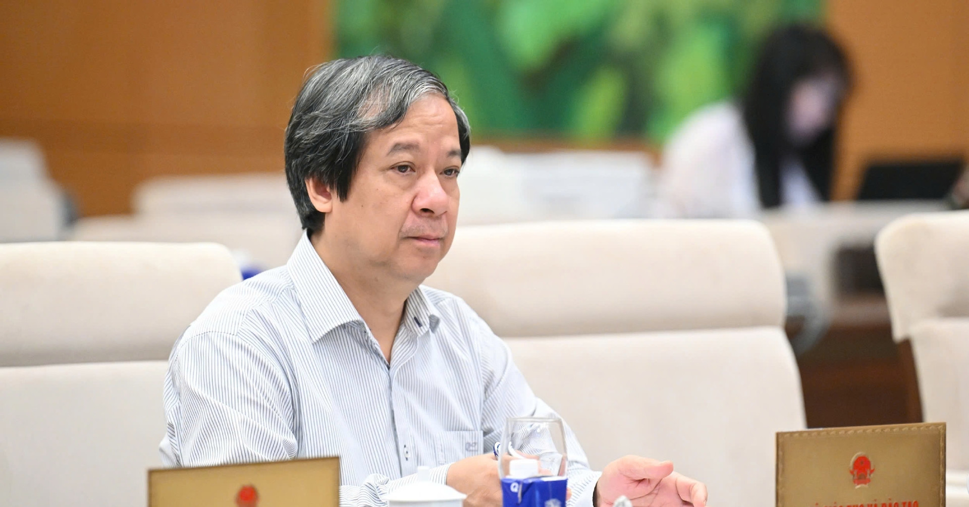 Bộ trưởng Nguyễn Kim Sơn lý giải việc cấm giáo ...