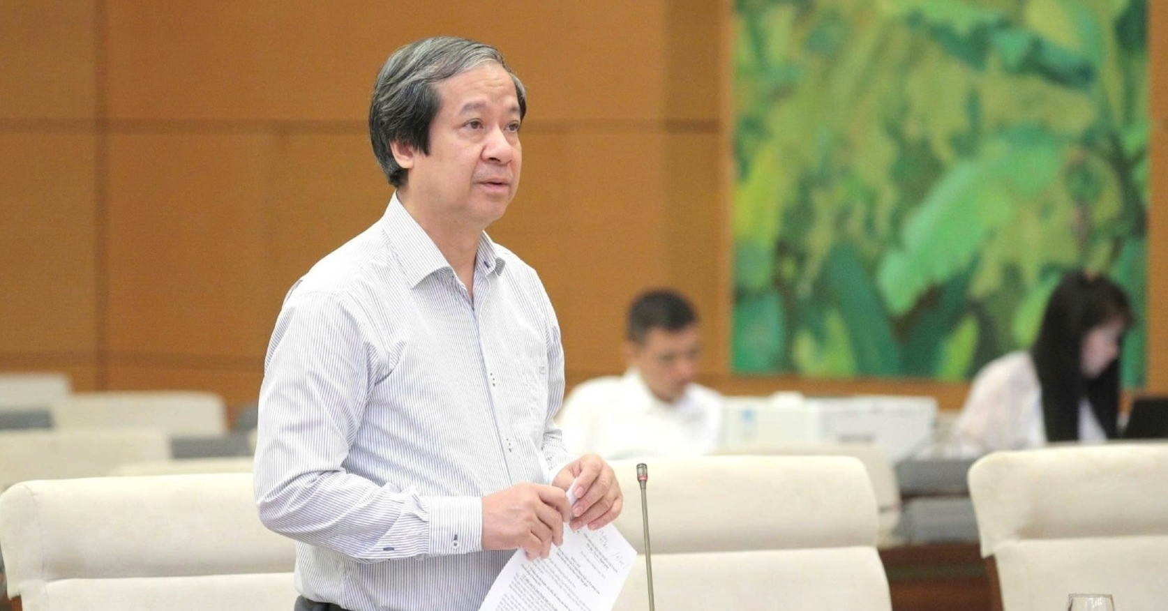 Bộ trưởng Nguyễn Kim Sơn lý giải việc cấm giáo viên dạy thêm học sinh chính khóa