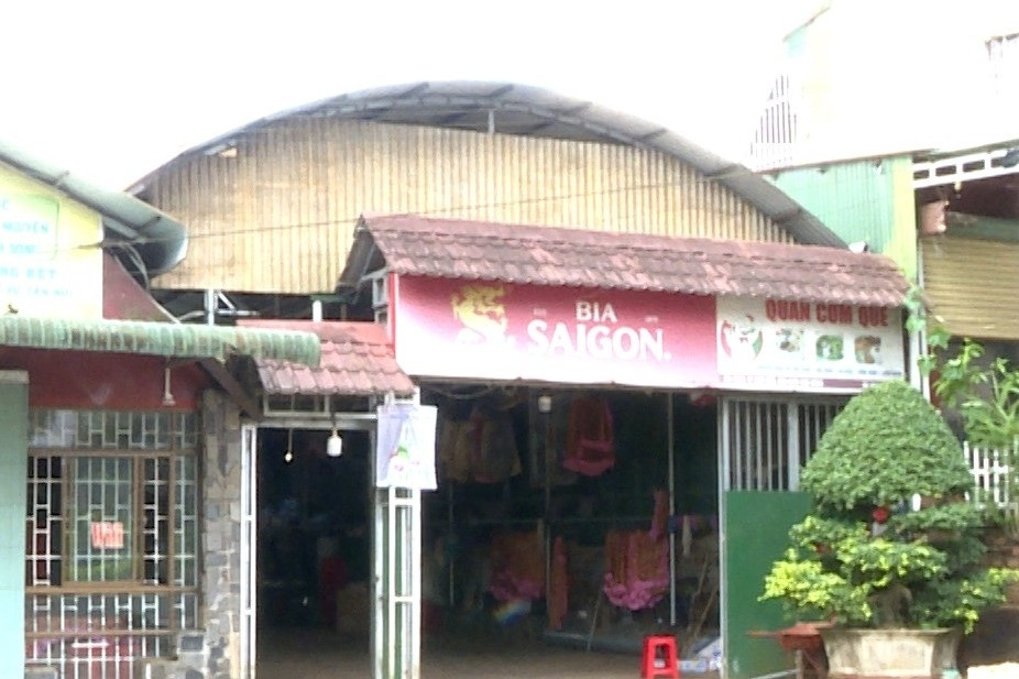 Cán bộ 2 xã ở Đắk Nông trả 170 triệu đồng tiền tiếp khách cho quán cơm bình dân