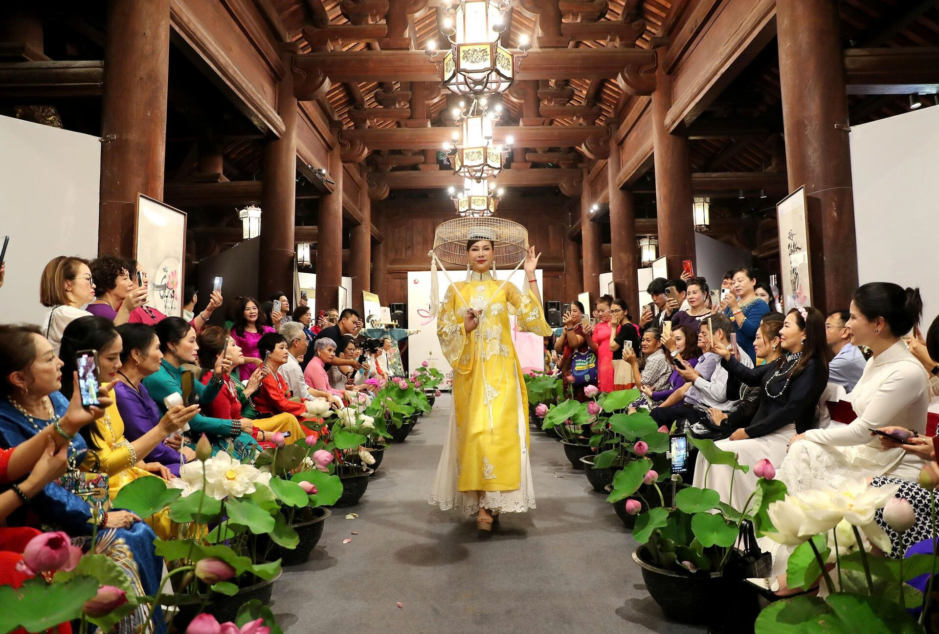 gen h z6688191069550_daeb0403384dc4ae812b933062eb8a7a.jpg