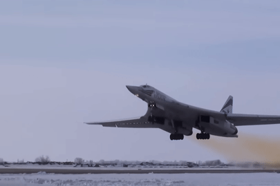 Oanh tạc cơ siêu thanh Tu-160: Sức mạnh khủng khiếp, răn đe chiến lược số 1