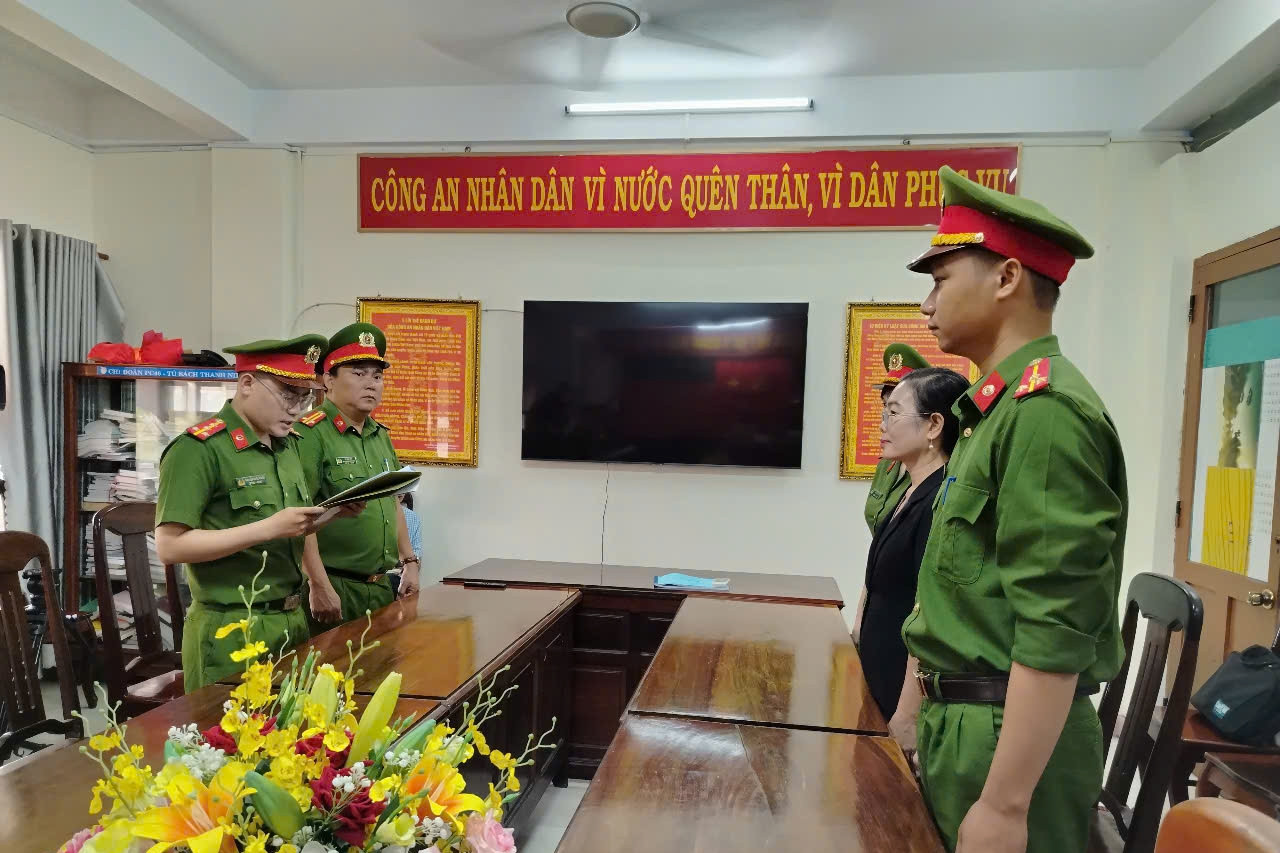 Khởi tố bà chủ doanh nghiệp bán hơn 17 tấn cà phê giả